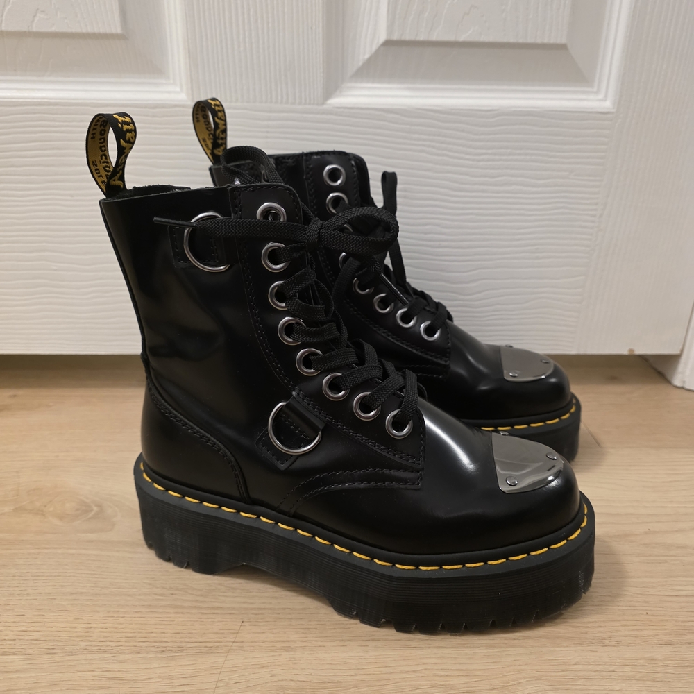Dr. Martens Women's Black Leather Jadon Toe Gaurd Platform Lace Up Boots Size 7 - Picture 3 of 11
